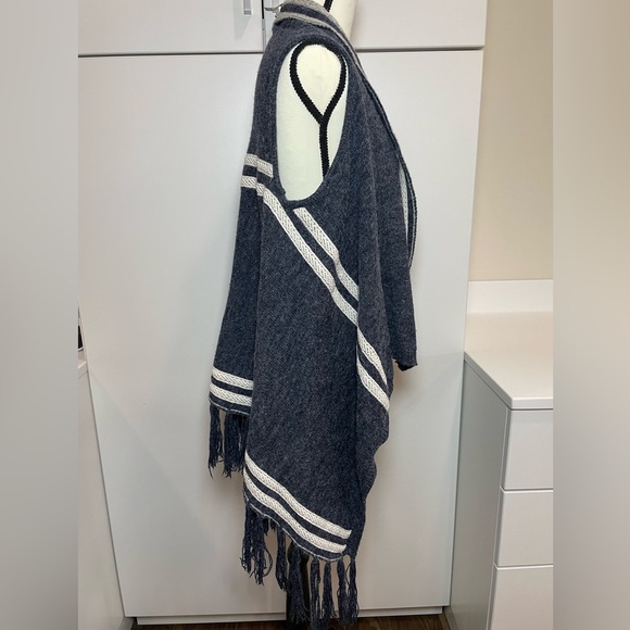 Anthropology Paper Crane Ethereal Wrap Vest Sleeveless Blue Taupe Reversible - Picture 4 of 8